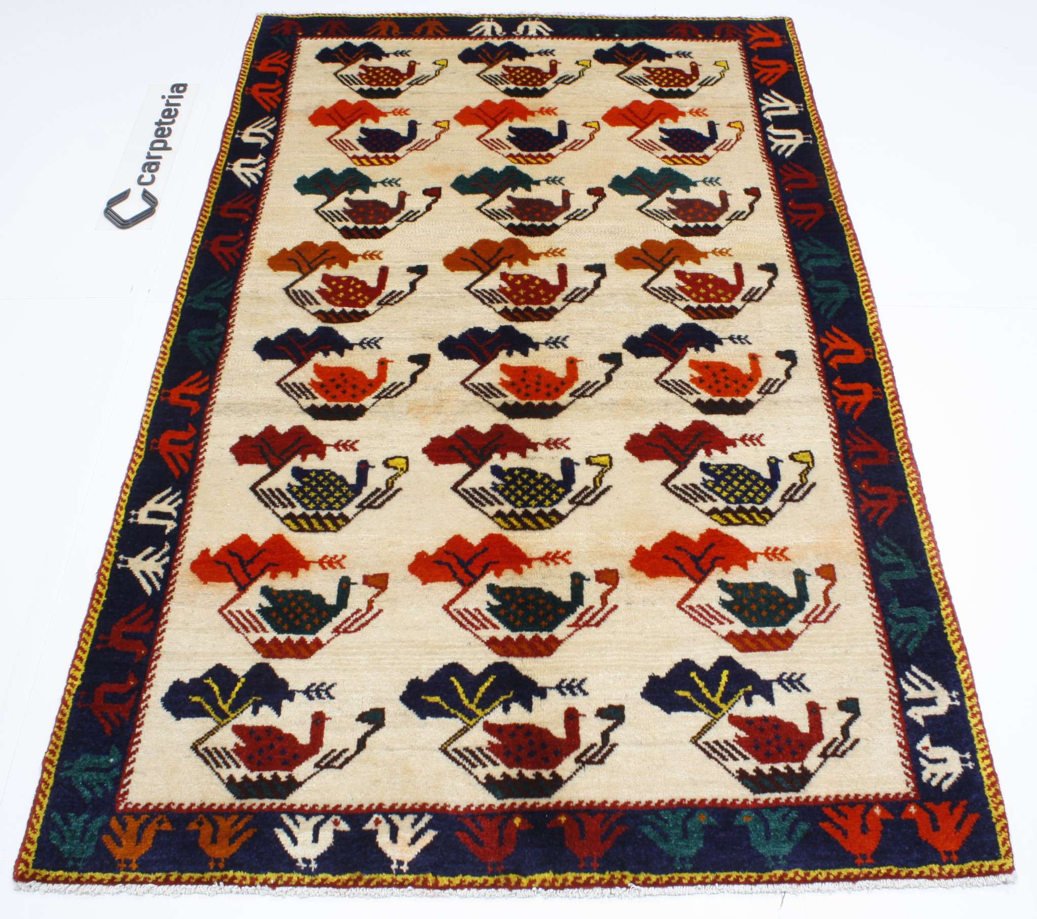 Persian rug Shiraz Figural