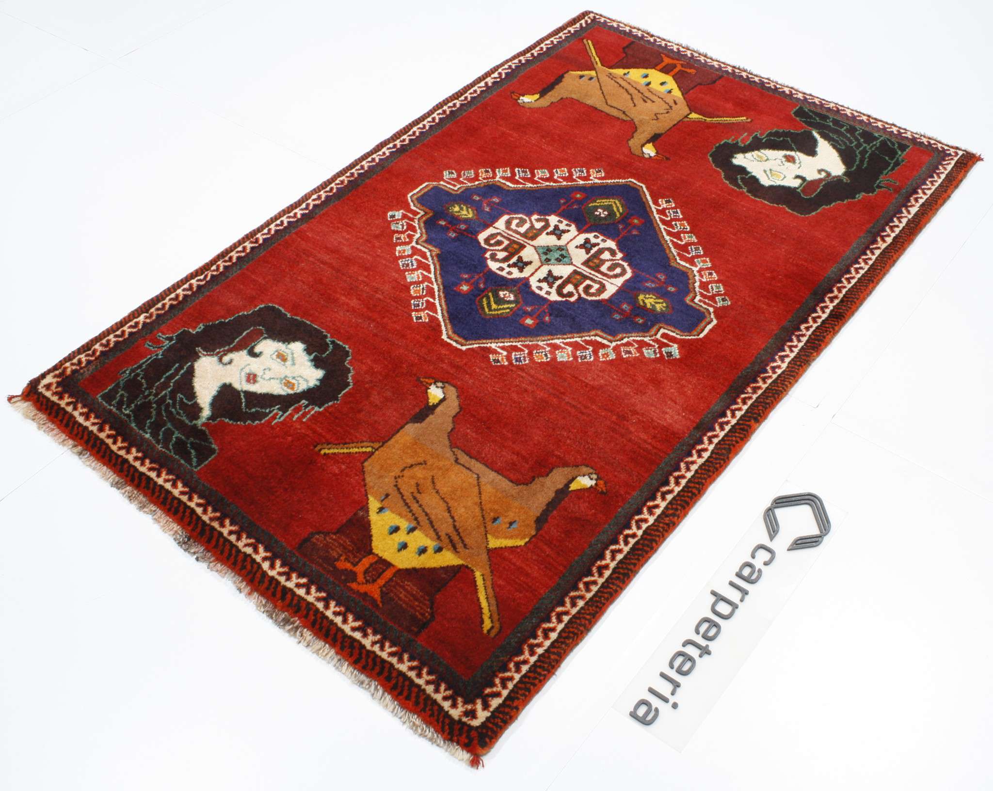 Persian rug Shiraz Figural