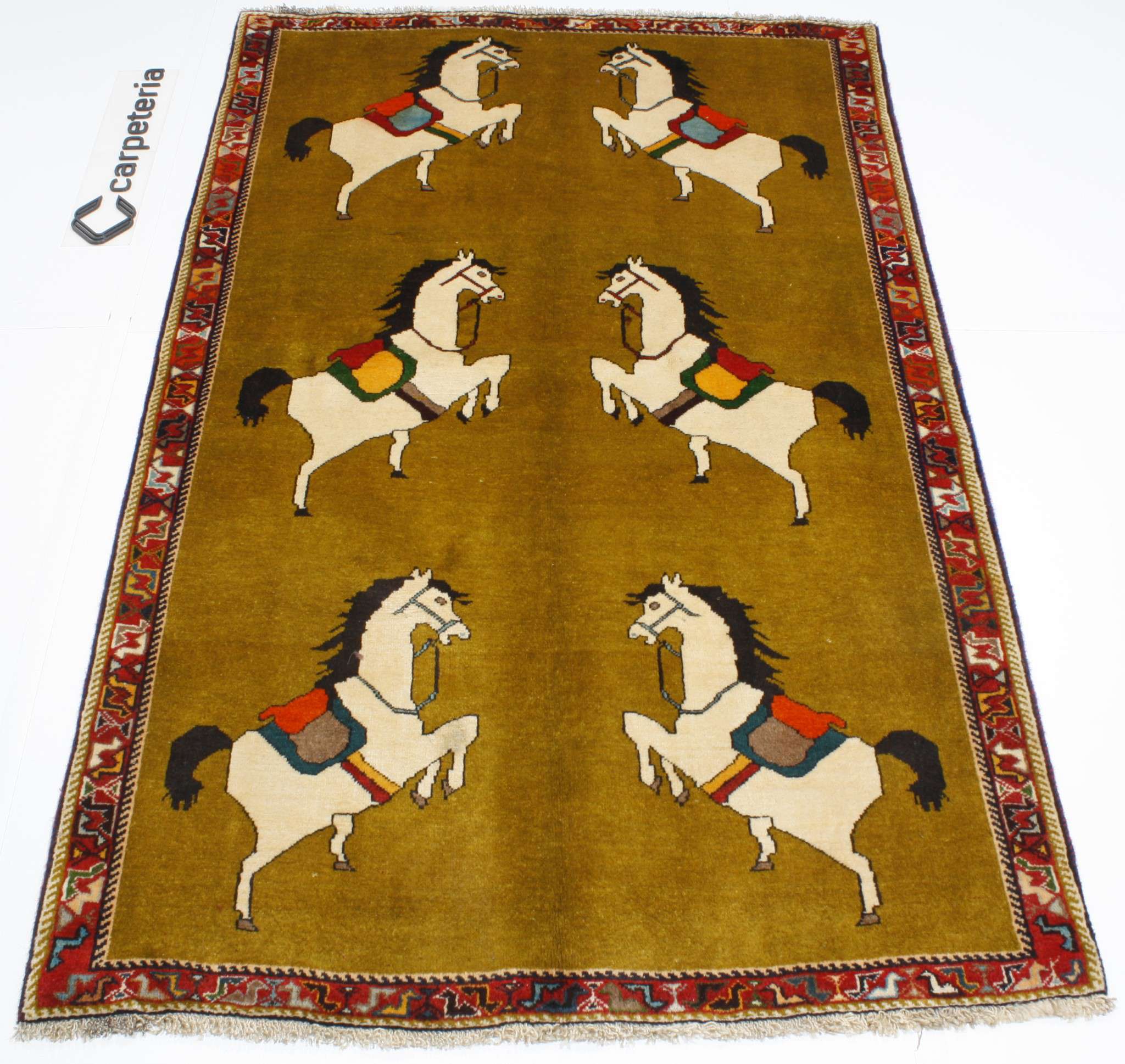 Persian rug Shiraz Figural