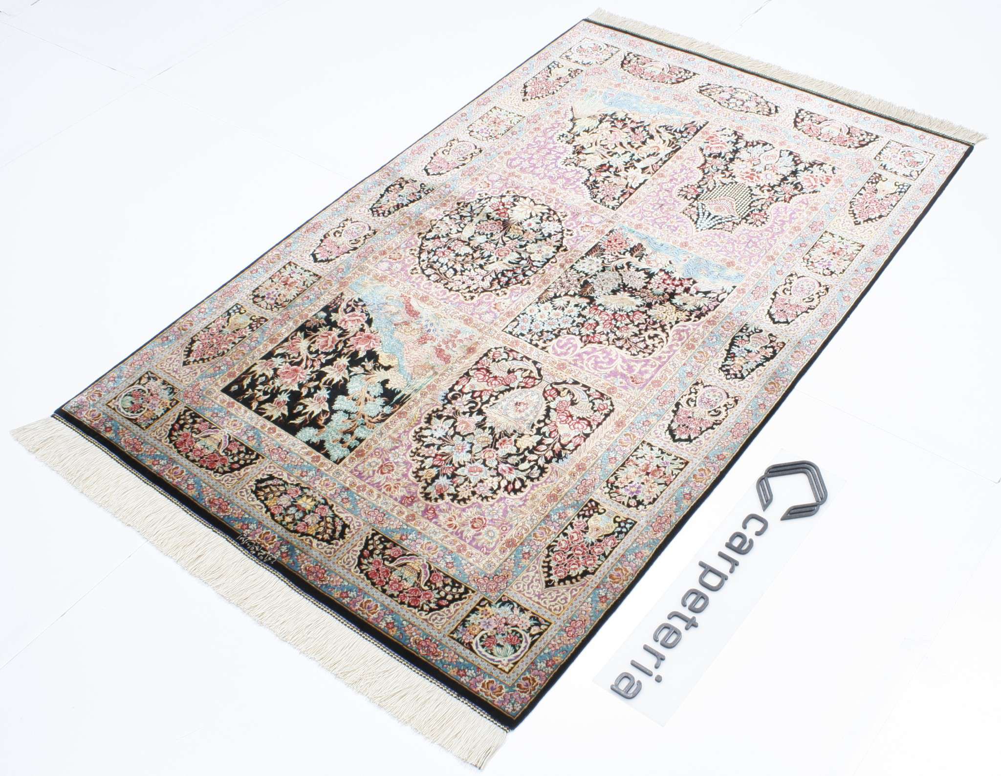 Persian rug Ghom Silk Royal