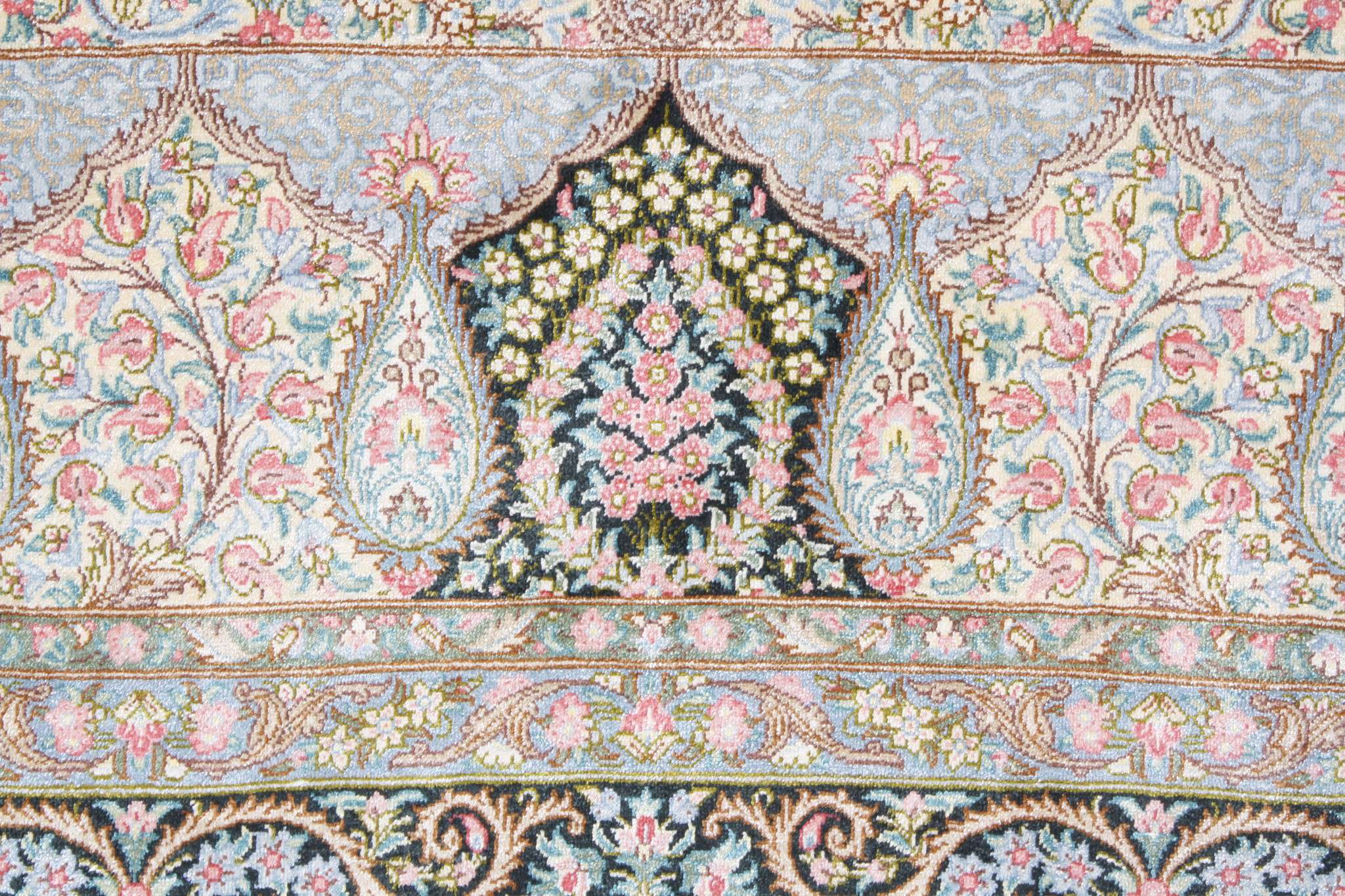 Persian rug Ghom Silk Royal