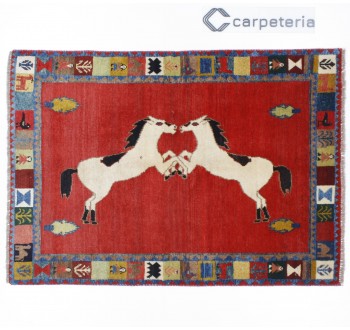 Persian rug Shiraz Figural