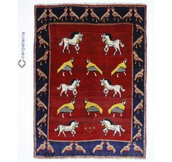 Persian rug Shiraz Figural