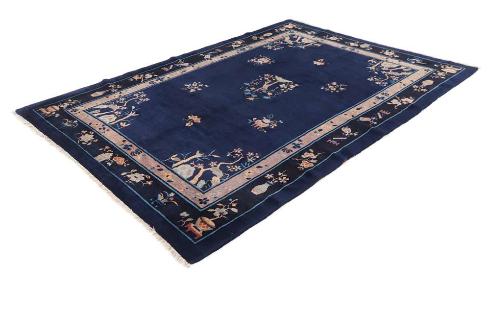 Oriental rug Peking