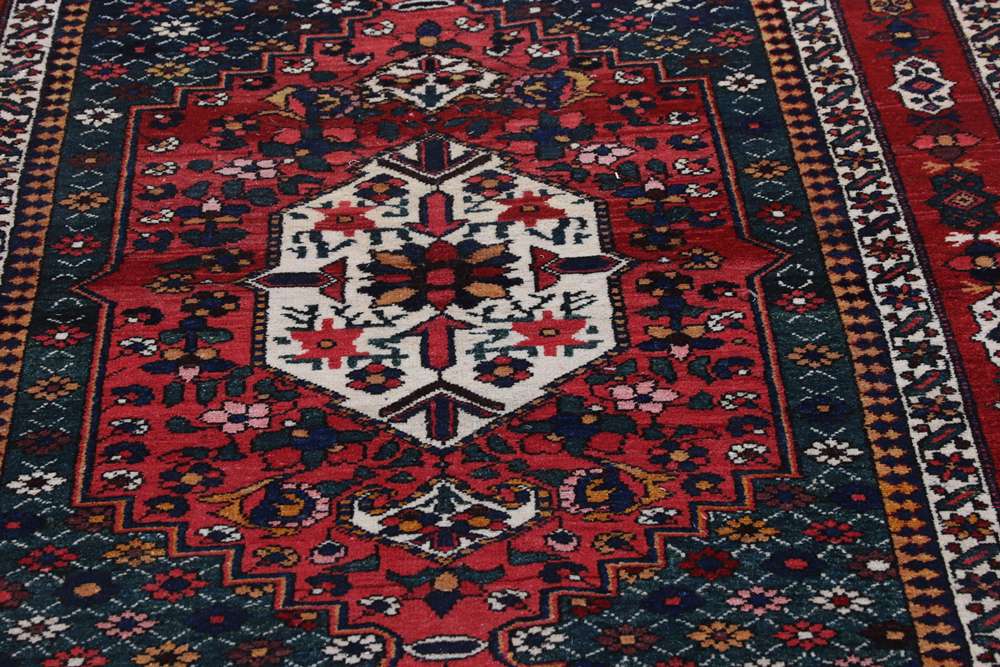 Persian rug Bakhtiar