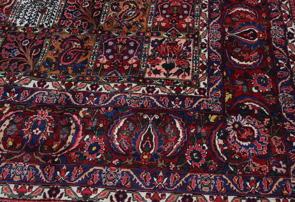 Persian rug Bakhtiar