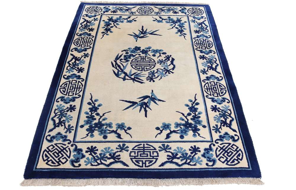 Oriental rug Peking