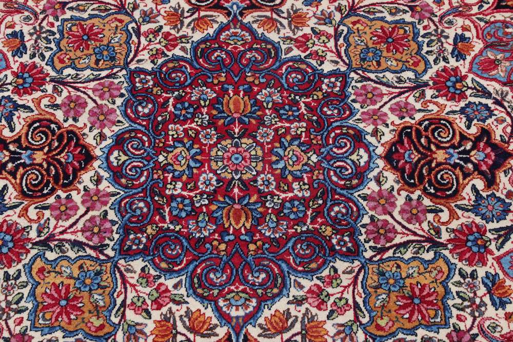 Persian rug Kerman Rawar