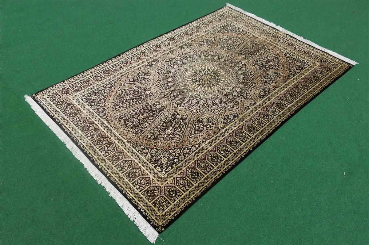 Oriental rug Ghom Silk Imperial