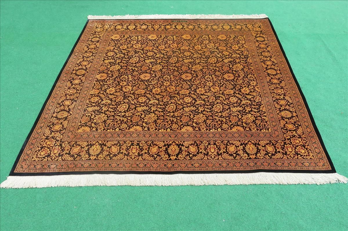 Oriental rug Ghom Silk Imperial