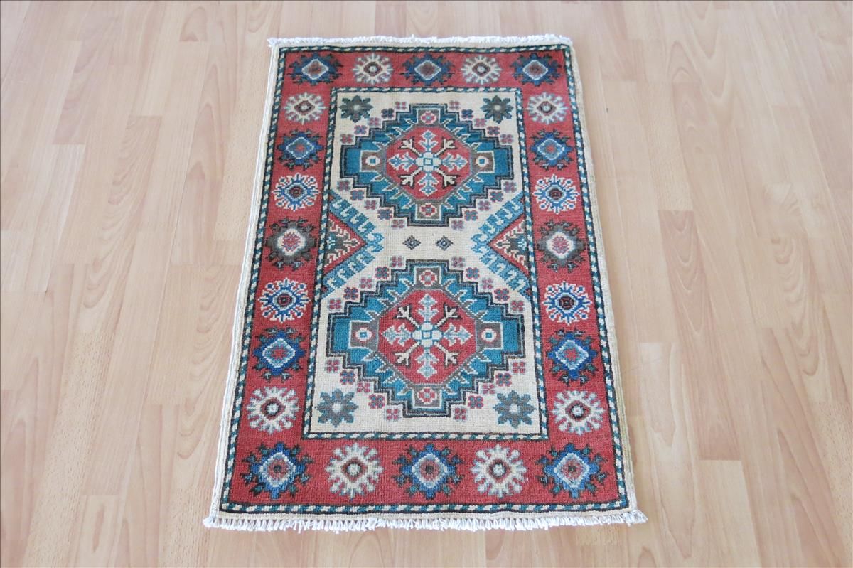 Oriental rug Kazak