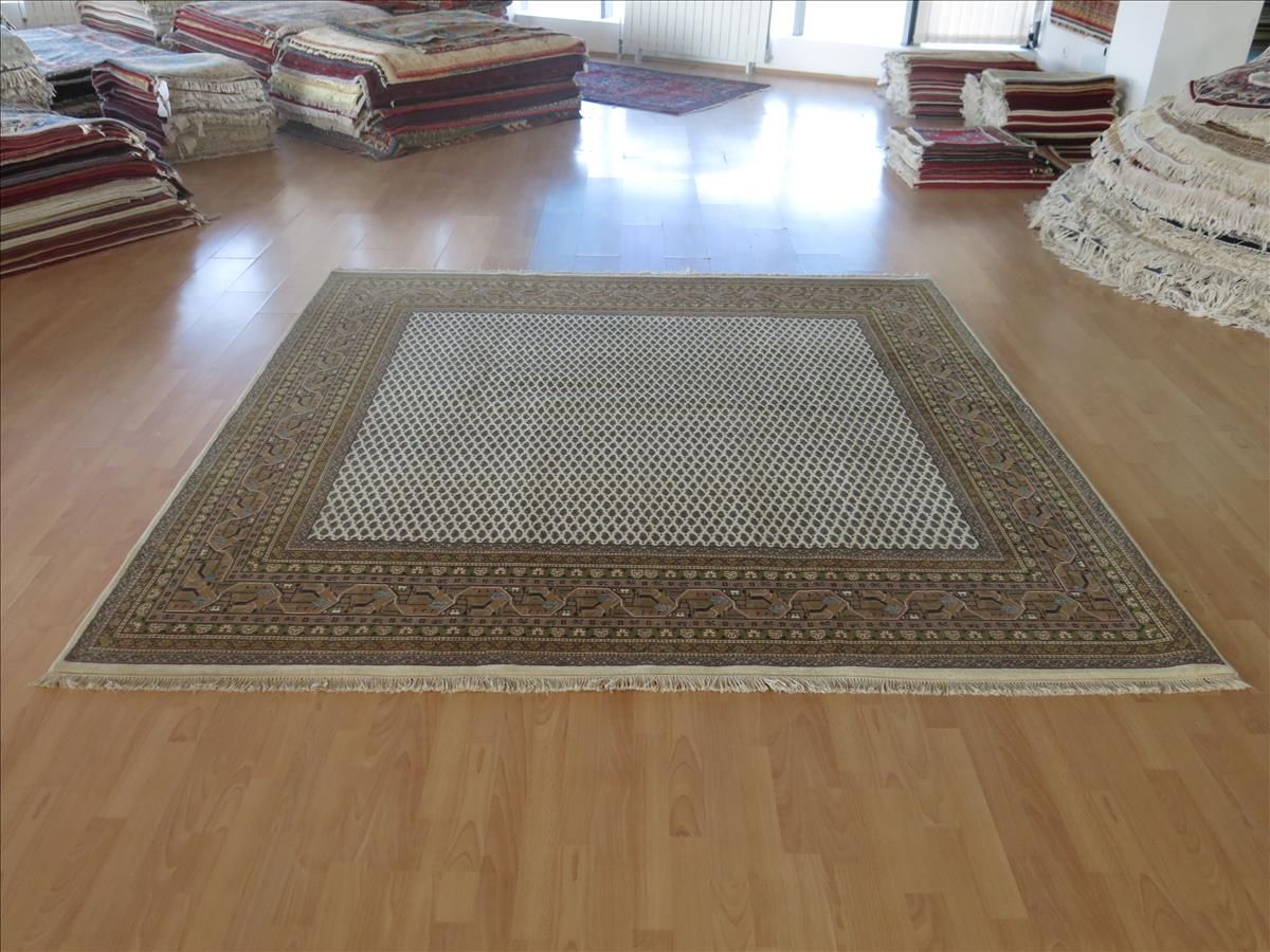 Oriental rug Mir