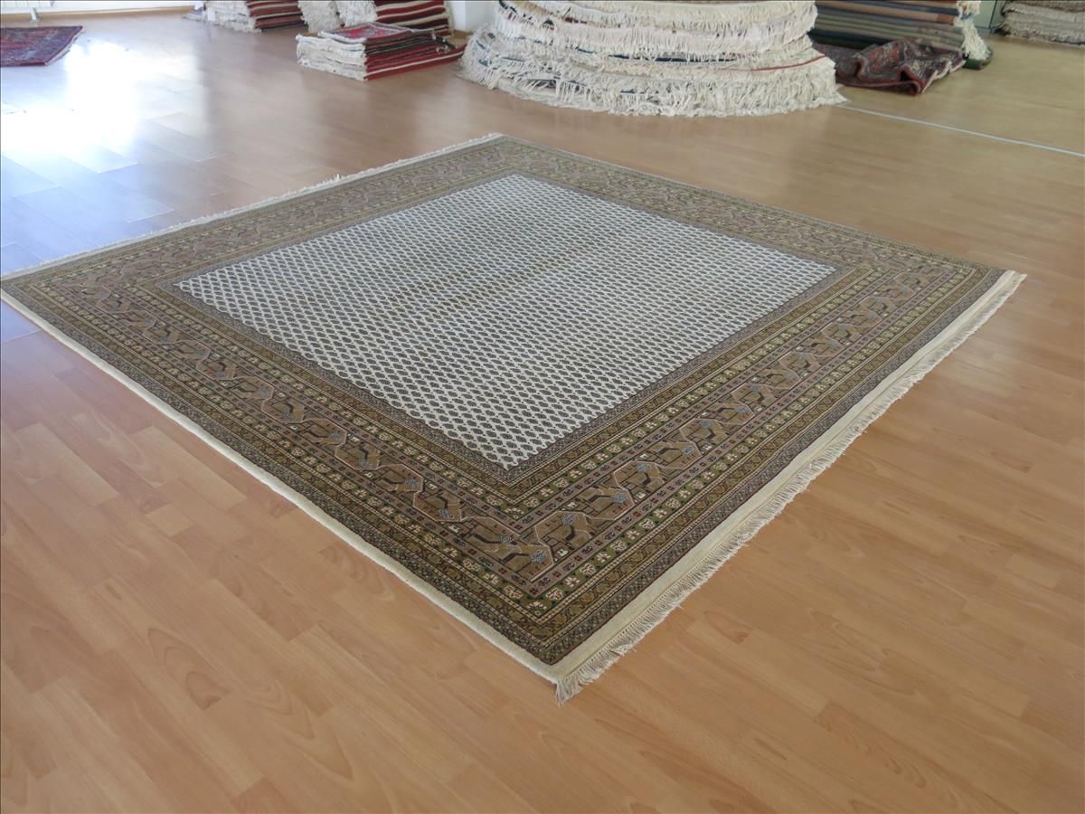 Oriental rug Mir