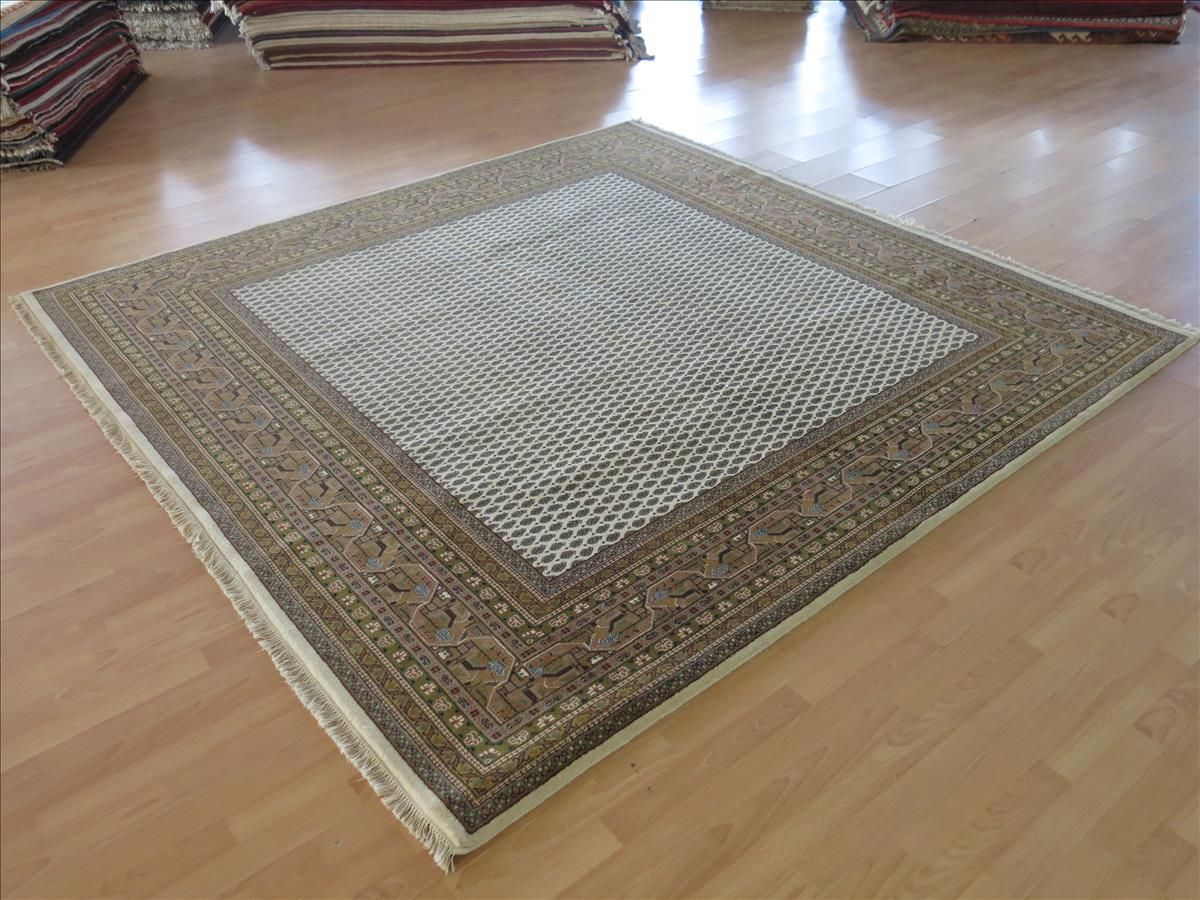 Oriental rug Mir