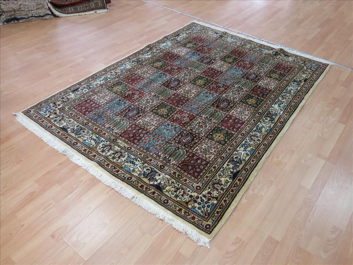 Oriental rug Moud Super