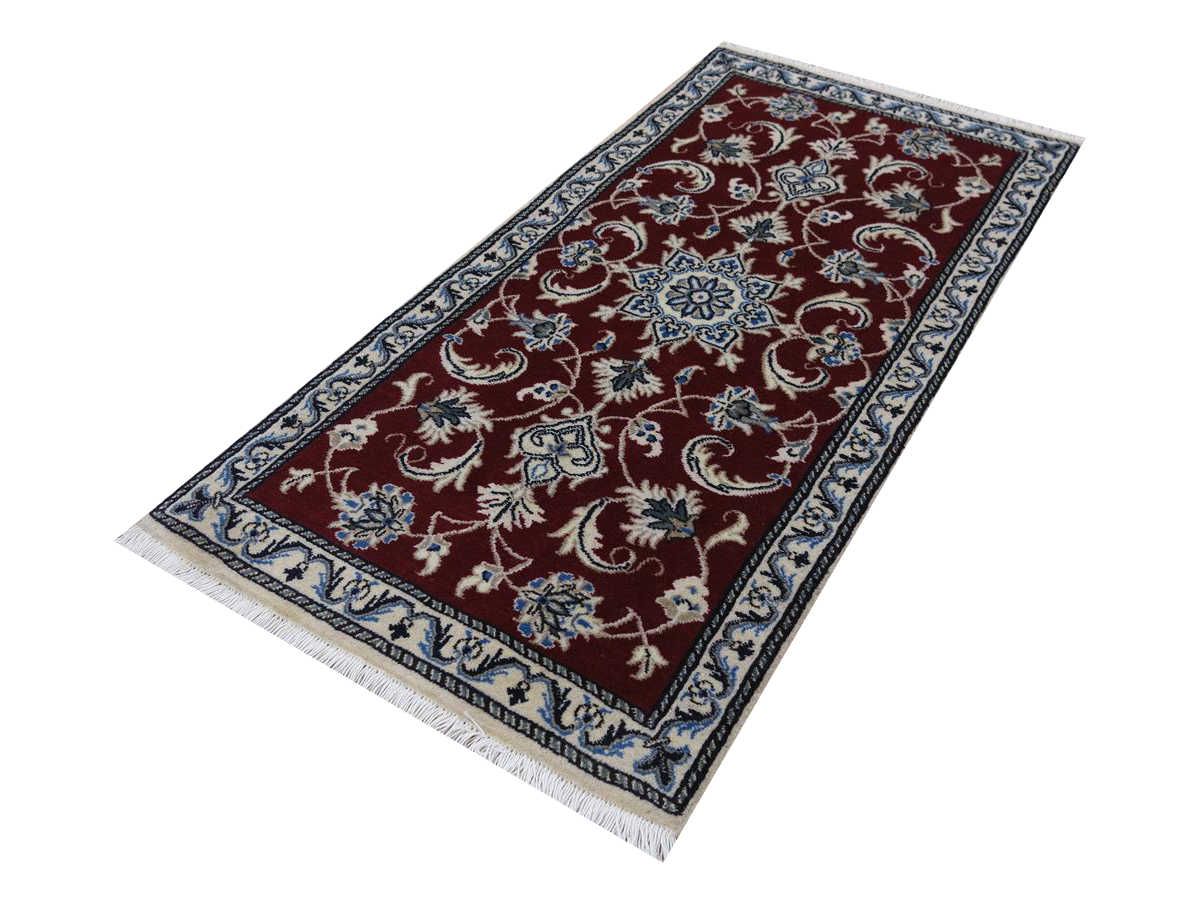 Oriental rug Nain Cavir