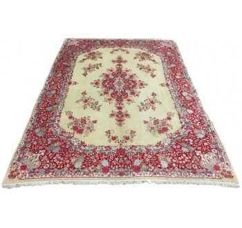 Oriental rug Kerman