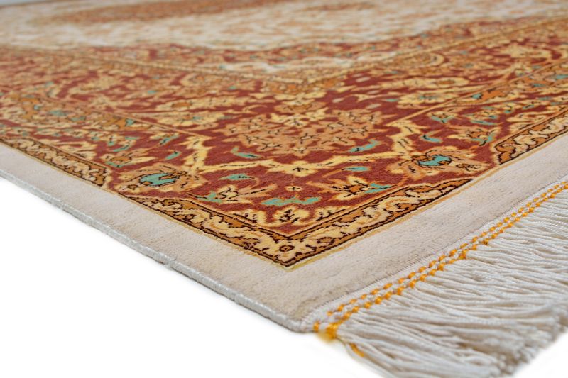 Persian rug Ghom Silk Royal