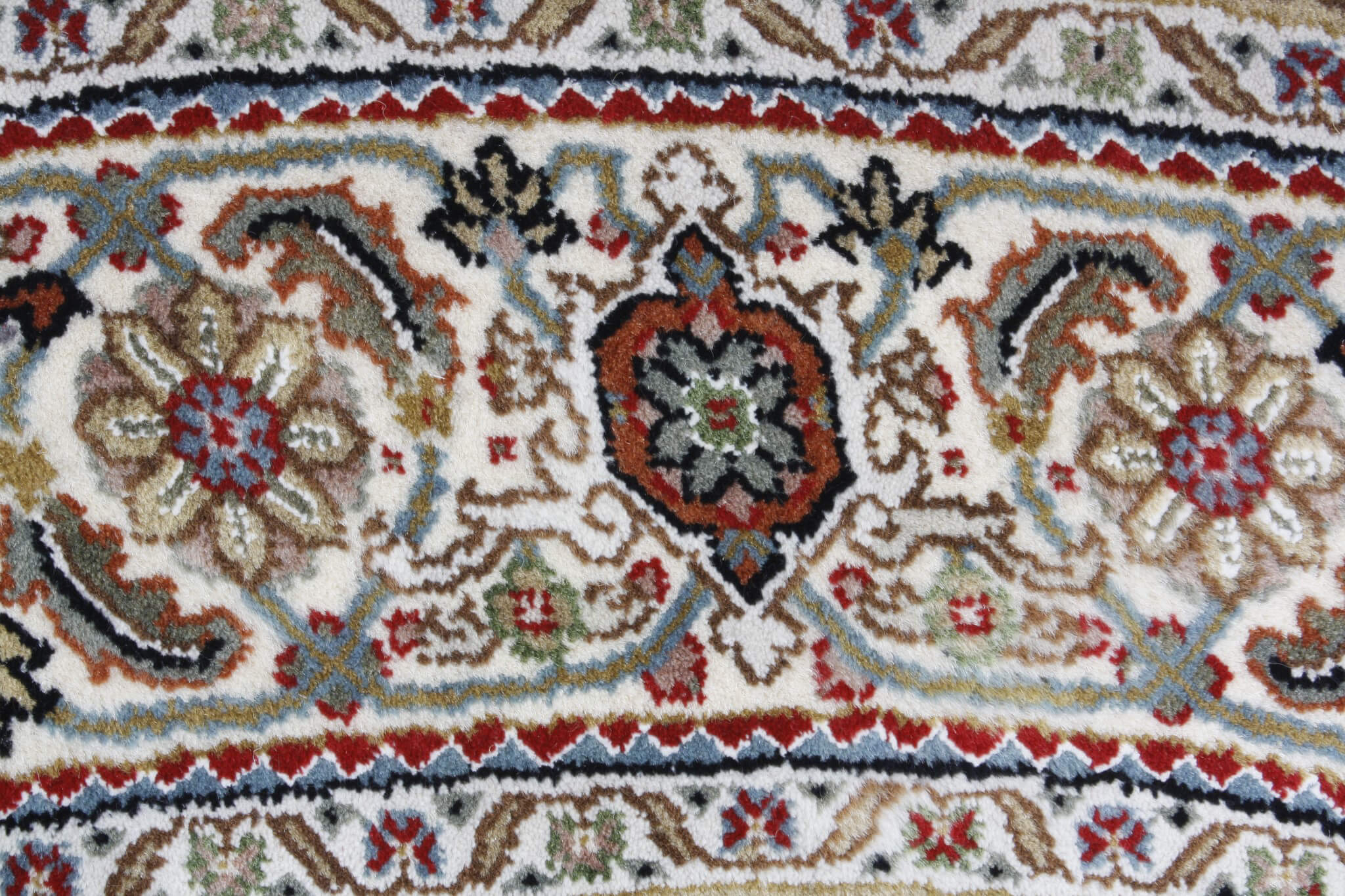 Tabriz Mahi exkluzív perzsa szőnyeg