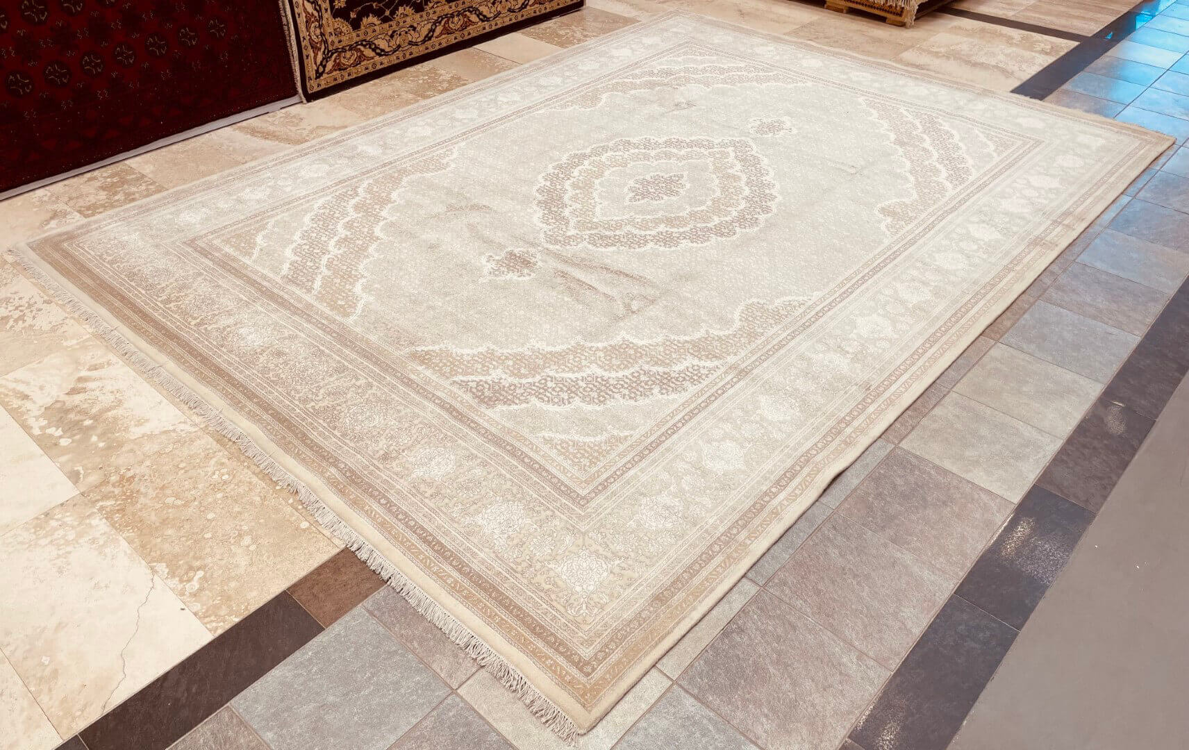 Tabriz Mahi Royal keleti szőnyeg