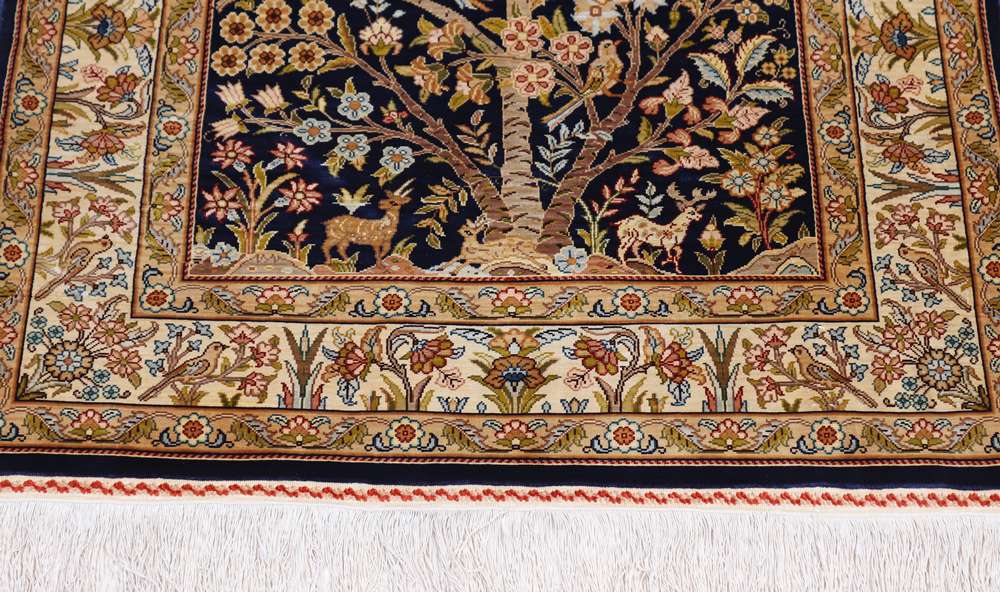 Oriental rug Hereke