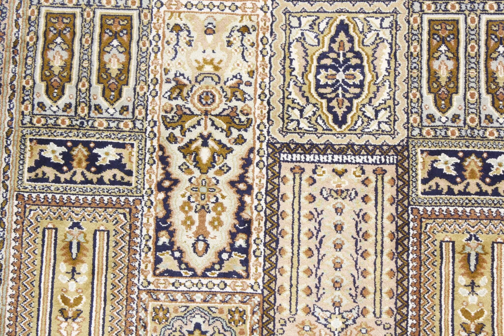 Oriental rug Kashmir Silk/Silk Royal