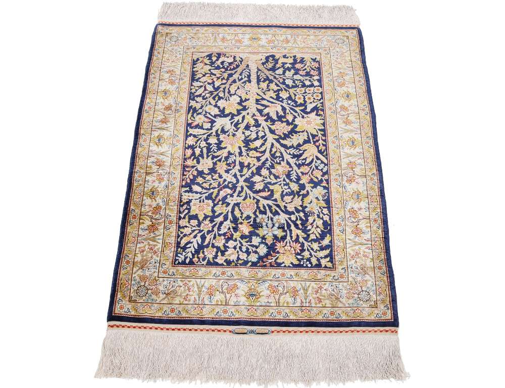 Oriental rug Hereke